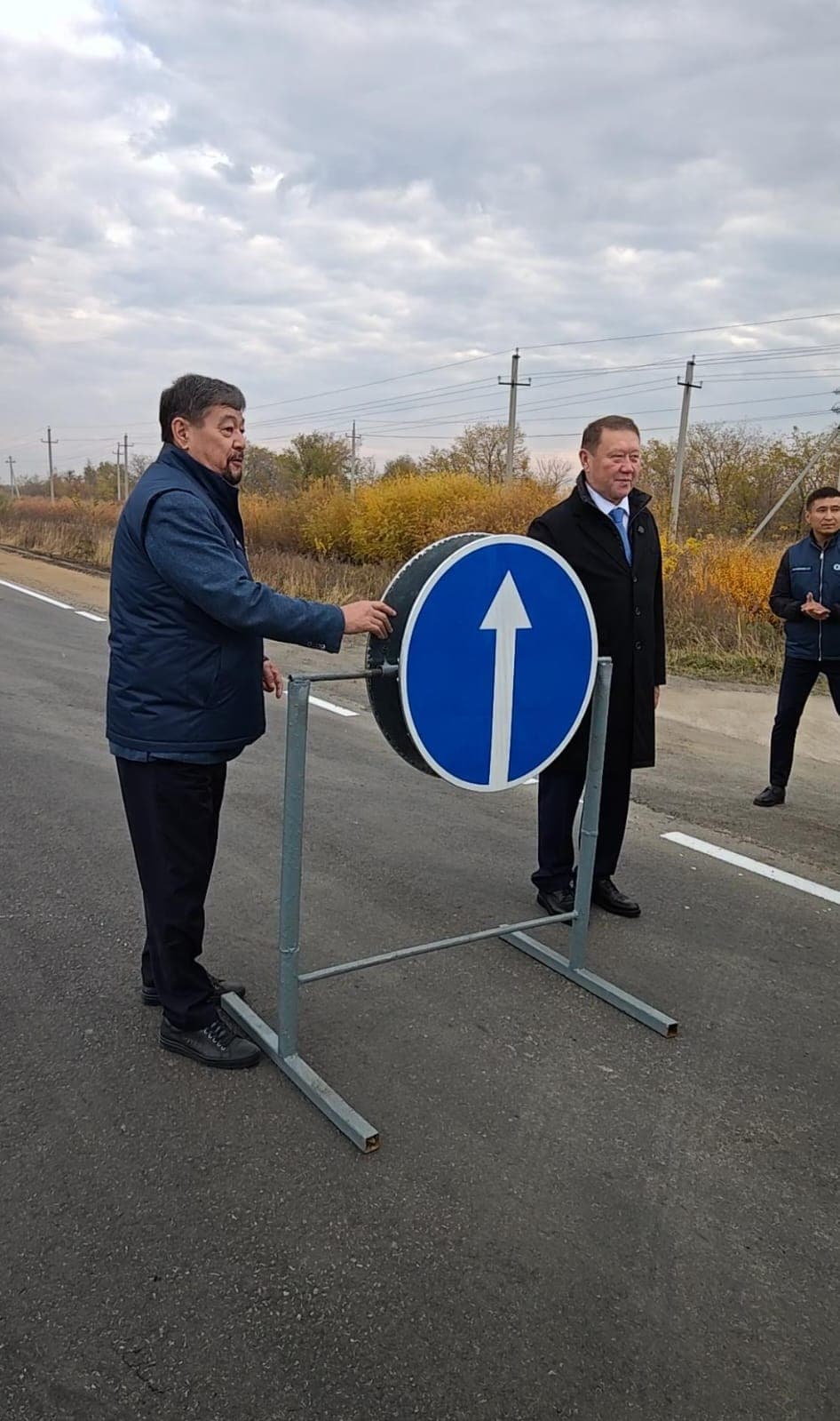 Завершен средний ремонт участка республиканской дороги "Костанай-Мамлютка"