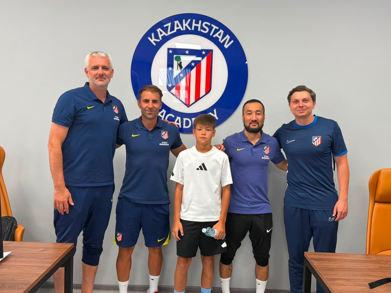 Школьник из Камысты стал воспитанником академии Atlético de Madrid в Центральной Азии.